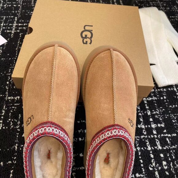 Ugg Tazz Tasman Platform Slippers - Picture 6 of 9